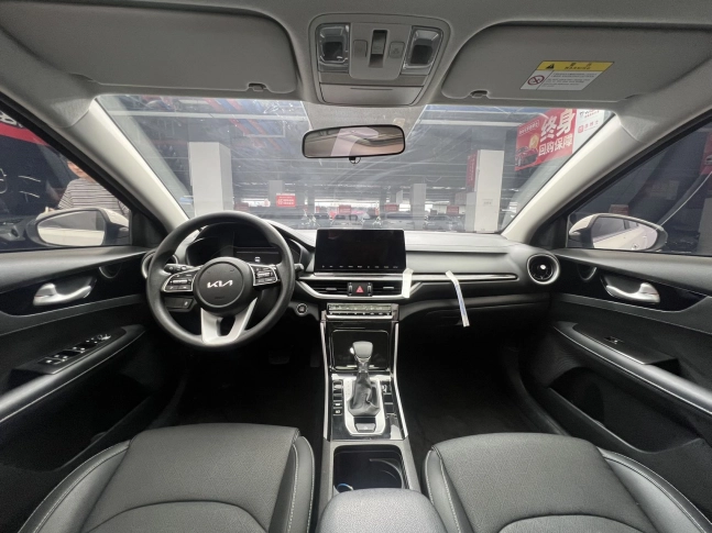 KIA K3 2021 1.5 CVT Fashion Edition 2022