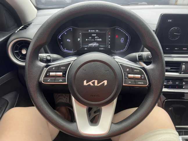 KIA K3 2021 1.5 CVT Fashion Edition 2022